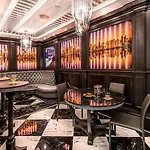 香草公寓式酒店 4*