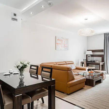 アパートホテル バニラ 4*