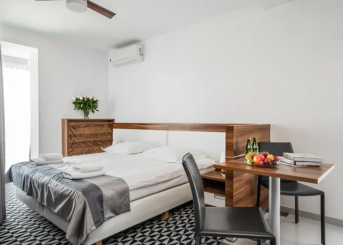 香草公寓式酒店 4*