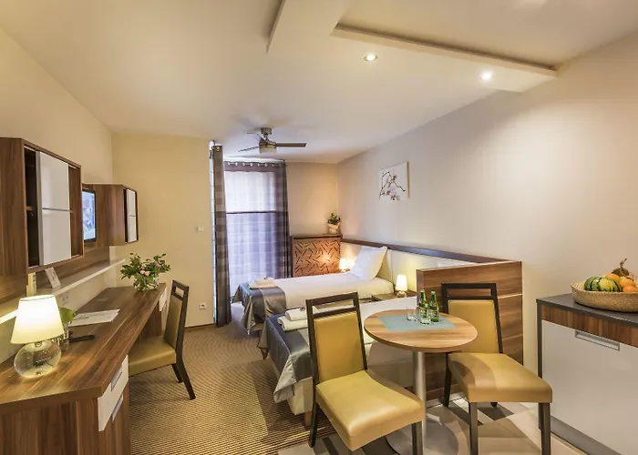 香草公寓式酒店 4* 克拉科夫